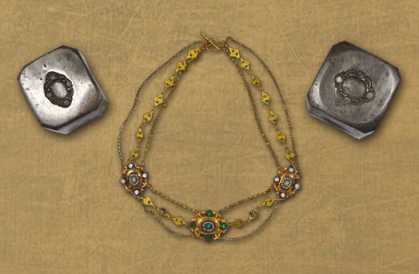 Collier esclavage et deux matrices destinées à fabriquer des plaques de collier esclavage