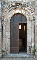 Porte d'entrée, facade occidentale