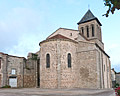 Vue du chevet de l'abbaye Saint-Pierre de Lesterps