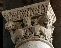 Daniel dans la fosse aux lions, chapiteau au sud de la nef