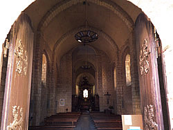 Vue de la nef de l'église de Saint -Benoît