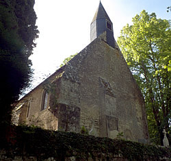 Façade occidentale de l'église de Saint-Pierre-les-églises